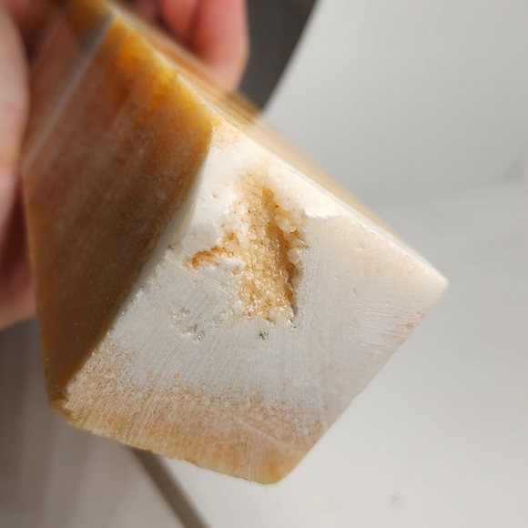 MASSIVE Creamsicle Calcite Tower - Picture 4 of 7